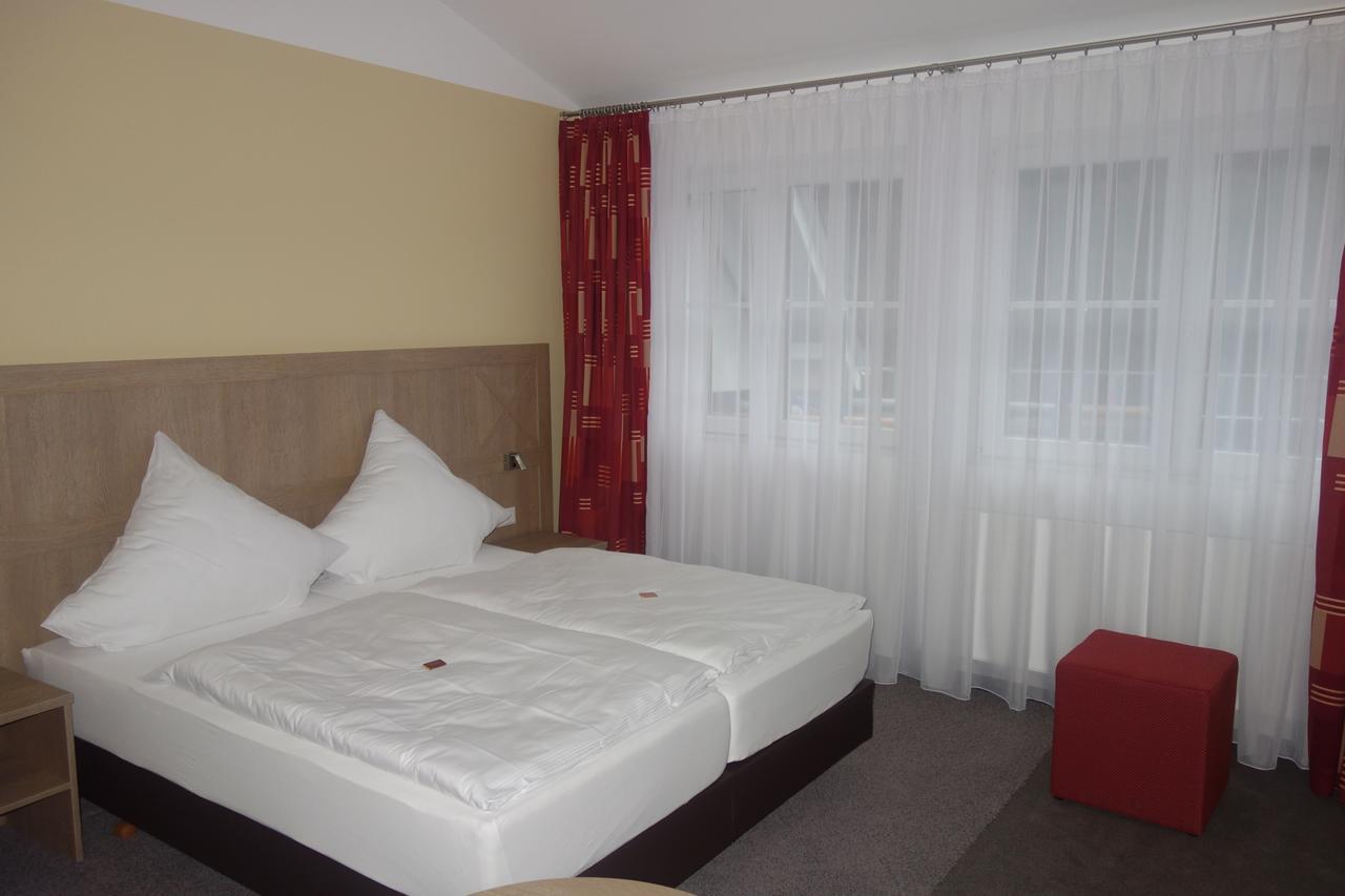 Haus Dumicketal Hotel Drolshagen Ngoại thất bức ảnh